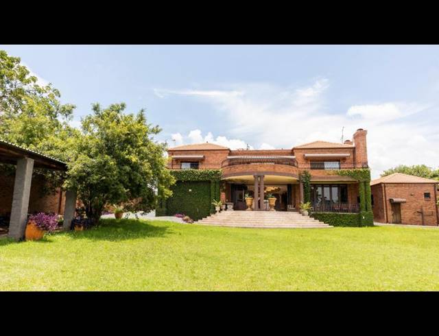 5 BEDROOM HOUSE FOR SALE IN BRIDLE PARK